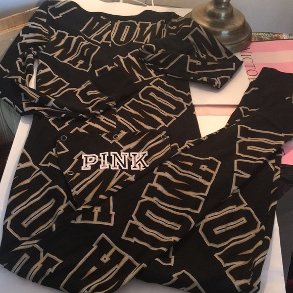 SOLD❌Victoria’s Secret Pink Iowa onesie pajamas - Picture 3 of 5
